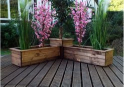 Three Piece Corner Planter Set