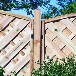 Forest - Ultima Fence Post 6ft (180 X 7 X 7cm) - Alton Garden Centre 1 Forest - Ultima Fence Post 6ft (180 X 7 X 7cm) - Alton Garden Centre